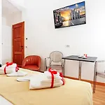 Hemi 4* Milano