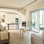 Apartament The Rent - Attic With Terrace In Downtown Mediolan