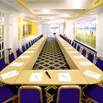 Hotel Capitol 4*
