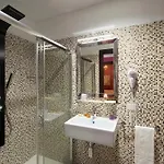Hotell Oasi Village 3*