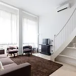 Retreats Duomo Apartment *