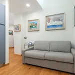 Retreats Duomo Apartment Milan