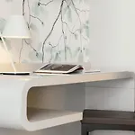 Montenapoleone Aparthotel 4*