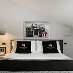 Montenapoleone 4*
