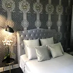 Lippi 42 With Private Garden ベッド・アンド・ブレックファスト
