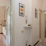 Lejlighed I Host - Giambellino 40 *