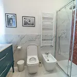 Romana 4* Milánó