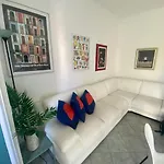 Lovely Flat, Super Connected To The Centre,wifi,4p * מילאנו