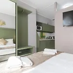 Retreats Duomo Apartment Milan
