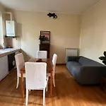 Cozy Nest Apartment