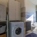 公寓 Charmy & Cozy Panoramic Flat 50m From M4 Stop 米兰