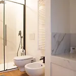 Youhosty - Lambro12 Milan
