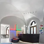 Babila & Bistrot Hostel *