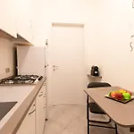 Apartament Ihost - Lodi 47 Mediolan