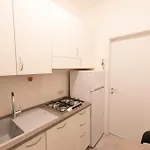 Apartament Ihost - Lodi 47 *