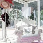 Elegant Triplex Townhouse With Luxe Terrace شقة *