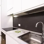 Contempora - Bilocale Via Verro Milão