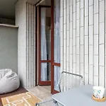 Rucellai With Shared Pool By Halldis Apartment Milan