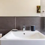 Stile E Comodita Bilocale