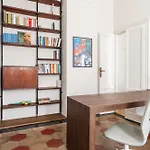 Stile E Comodita Bilocale Apartment Milan