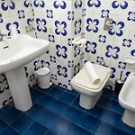 Lejlighed Ampio Con Terrazzo, 3 E 2 Bagni A 2 Passi Dalla Metro