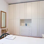 Lejlighed Ampio Con Terrazzo, 3 E 2 Bagni A 2 Passi Dalla Metro *