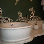 Апартаменты Zebra Rosso