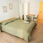 شقة 15min To Downtown Cozy Escape In ميلان