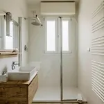Apartament Brand New 3 Bedrooms In Navigli Area Mediolan