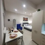 Gambara Metro Apartamento