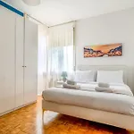 Luxury In Navigli Daire *