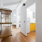 Guesthost - Viale Umbria Bright * Mediolan