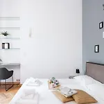 Apartment Easylife - - Morrone 21 - Porta Venezia