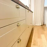 Apartament Divini Gae Aulenti Mediolan