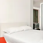 아파트 Just Urban - Elegant With Terrace - Porta Venezia 밀라노