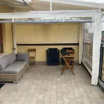 Monolocale Con Ampio Terrazzo Apartamento