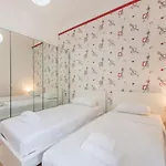 Lägenhet Luxury 3 Bedrooms - B