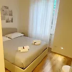 アパート Private With Wi-fi Near Duomo Atena *