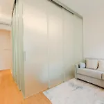 Easytopstay - Garibaldi Urban Nest *