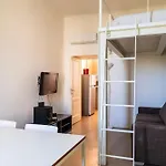 Youhosty - Navigli View Апартаменты