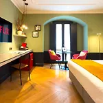 Casa de hóspedes Guesthost - Brera Exclusive And 3*