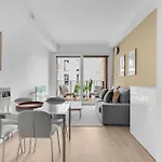 Airy With Balcony & Garage By Ndp Rent * Milán