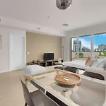Apartamento Airy With Balcony & Garage By Ndp Rent