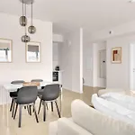 Apartamento Airy With Balcony & Garage By Ndp Rent