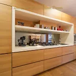 Sofisticata Esclusiva - Autentica * Milan