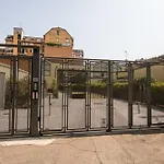 Shortmi Navigli