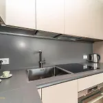Adamello Terrace Apartmán *