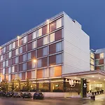 Hotel Doubletree By Hilton