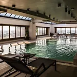 Western The Hub Hotel 4*