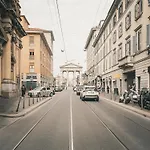 Corso San Gottardo - Darsena Flat 아파트 *
